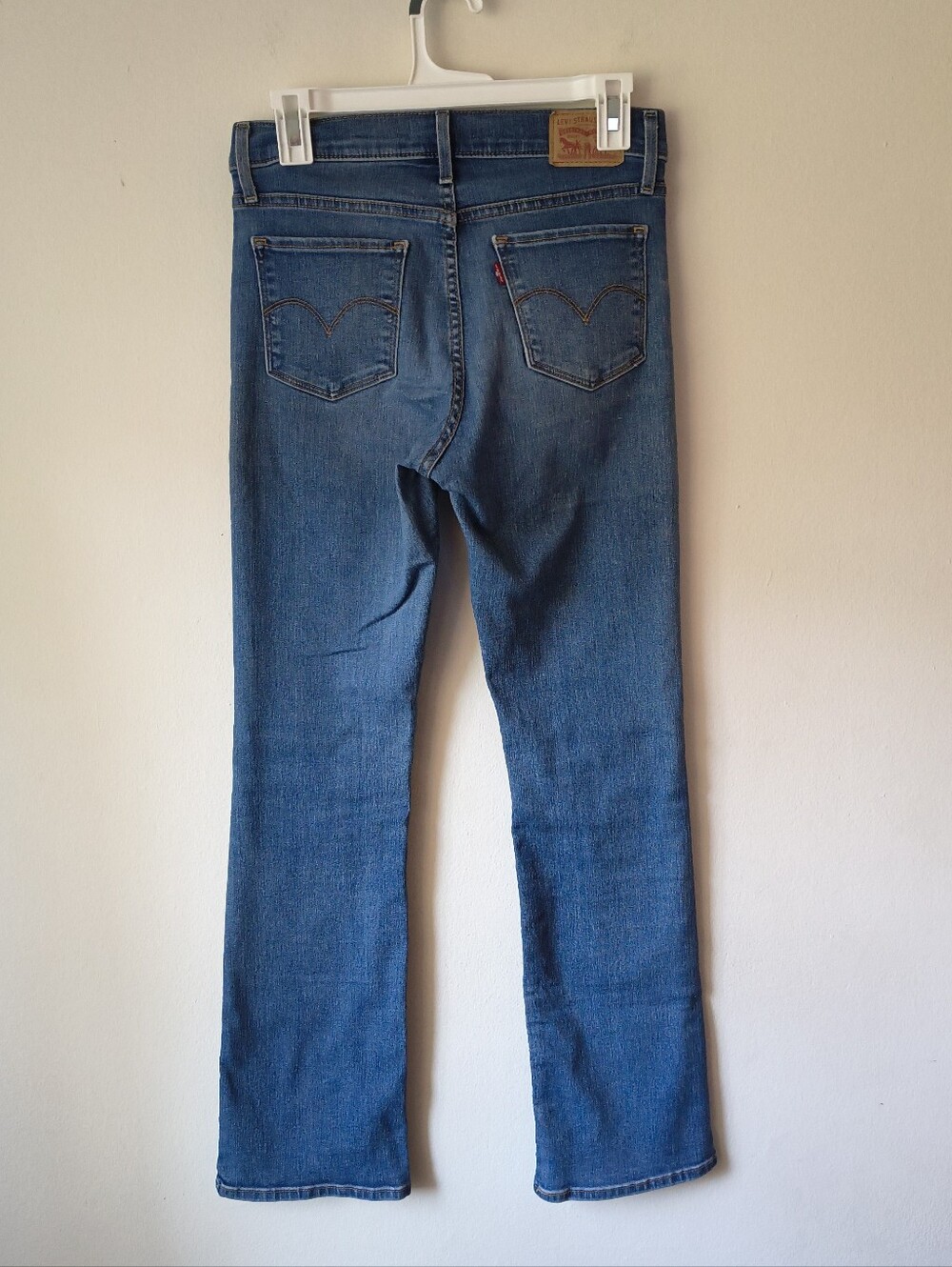 Levi's 315 Shaping Bootcut Jeans Women's Size 27 Medium Wash Stretch Denim